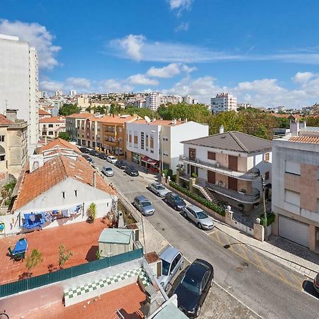 Ferienwohnung In Bed With Lisbon 4E Amadora Exterior foto