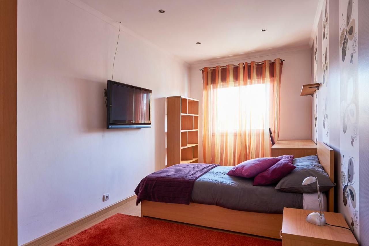 Ferienwohnung In Bed With Lisbon 4E Amadora Exterior foto
